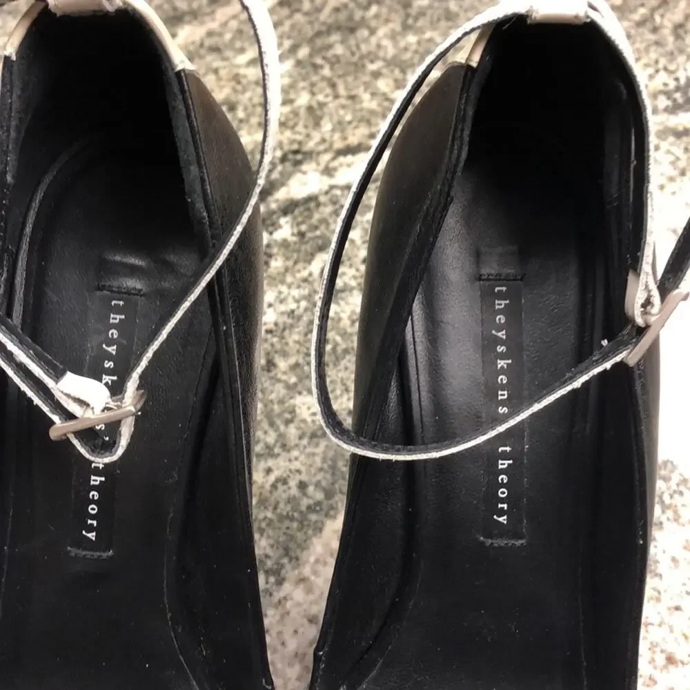 THEYSKENS' Theory Two-Tone Leather Shoes Wedges Size 39 USA 9